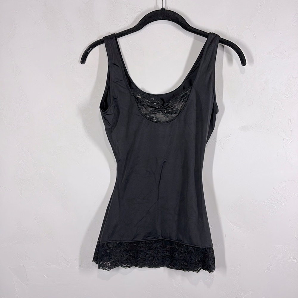 Love Your Assets black shapewear tank size medium